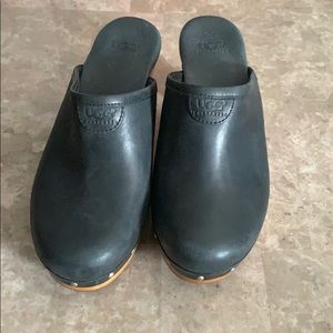 Ugh clogs